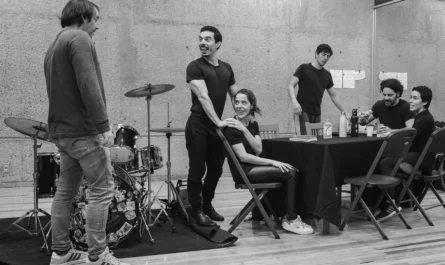 Teatro, anarcopunk y bolero en escena