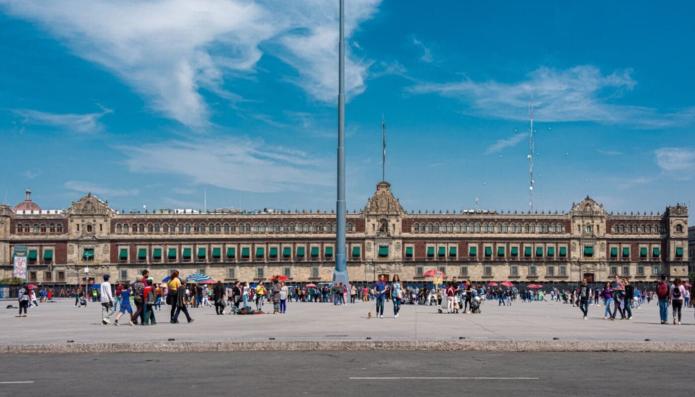 Récord Guinness de futbol en el Zócalo CDMX este 15 de marzo